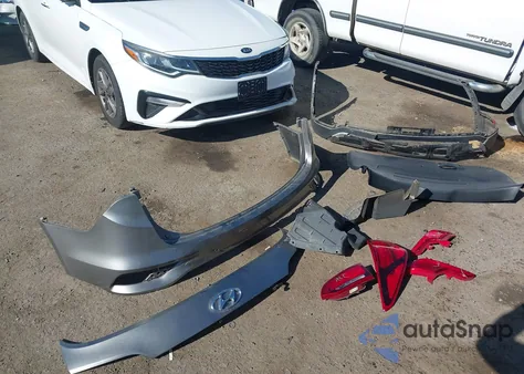 2018 Hyundai Santa Fe Sport 2.4L from USA, damaged, VIN 5NMZTDLB9JH084453